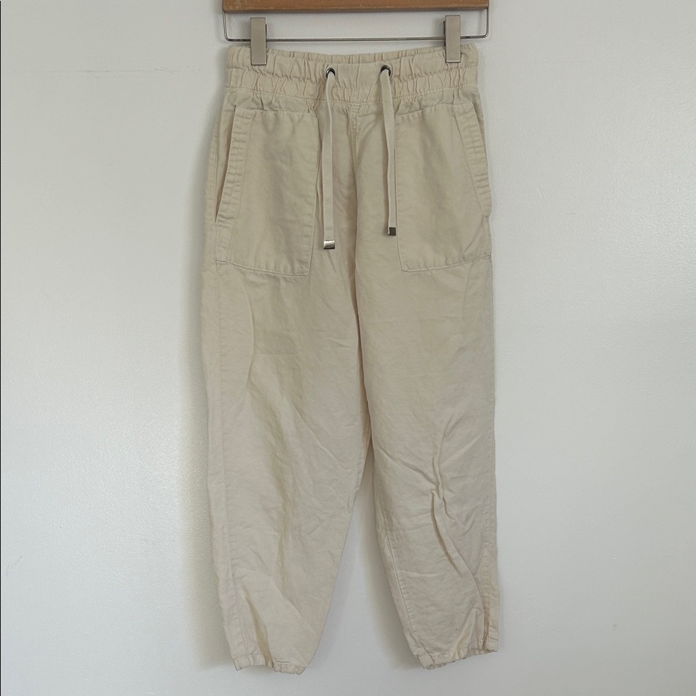 Zara Women’s Cream Joggers with Drawstring